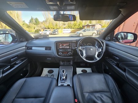 2019 Mitsubishi Outlander - thumbnail 18