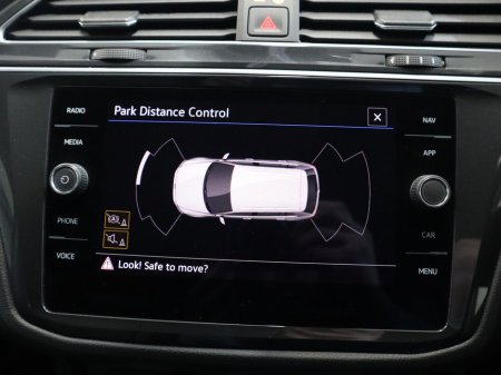 2022 Volkswagen Tiguan *98* LIFE TSI PHEV S-A DSG €29,700 thumbnail