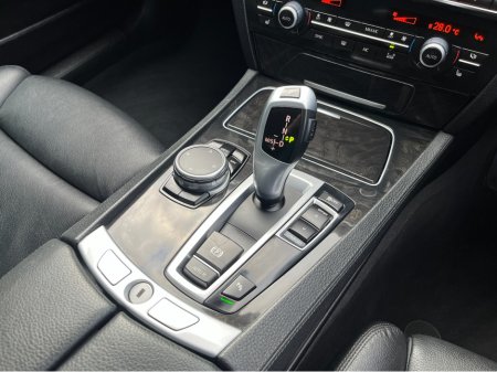 2015 BMW 7 Series 730D M-SPORT EXCLUSIVE AUTOMATIC 3.0 DIESEL //HEAD UP DISPLAY//FULL LEATHER HEATED SEATS//SOFT CLOSE DOORS//SAT NAV// €21,950 thumbnail