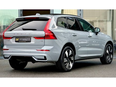 2025 Volvo XC60 + T6 PHEV AWD AUTO RECHARGE PLUS €64,950