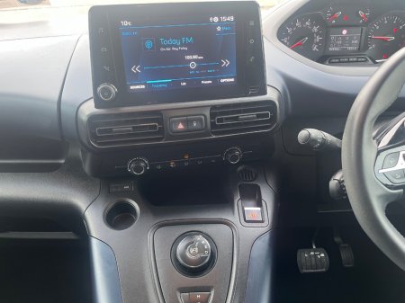 2022 Peugeot Rifter - thumbnail 21