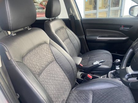 2022 Suzuki Vitara - thumbnail 12