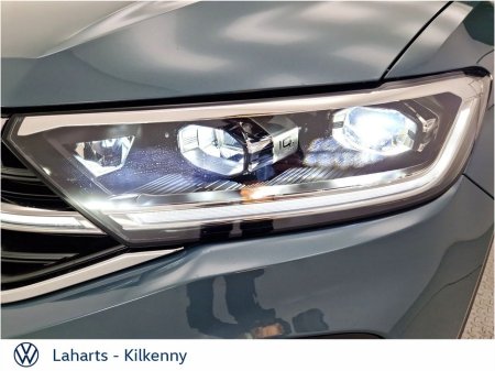 2025 Volkswagen T-Roc STYLE 75 PLUS 2.0TDI 116HP €40,950 thumbnail