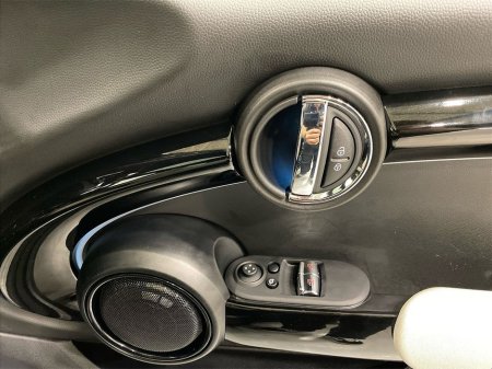 2023 MINI Hatch Electric Level 3 thumbnail