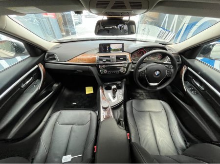 2018 BMW 3 Series - thumbnail 18