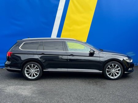 2018 Volkswagen Passat VARIANT HIGHLINE 2.0 TDI * HUGE SPEC * // LEATHER INTERIOR // 360 PARKING CAMERA // APPLE CARPLAY/ANDROID AUTO €22,950 thumbnail