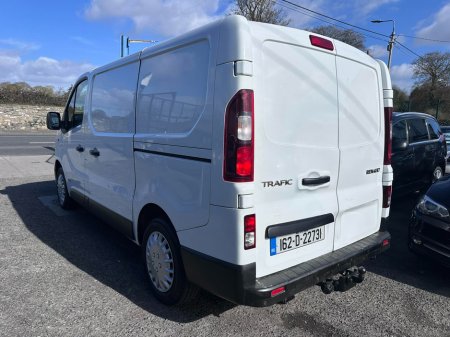 2016 Renault Trafic - thumbnail 3