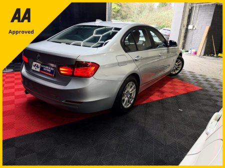 2015 BMW 3 Series - thumbnail 14