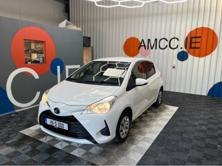 2019 Toyota Vitz - photo 5