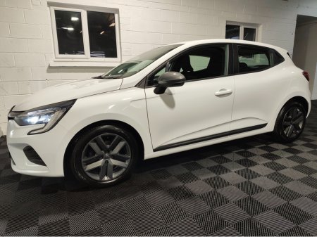 2022 Renault Clio - thumbnail 22