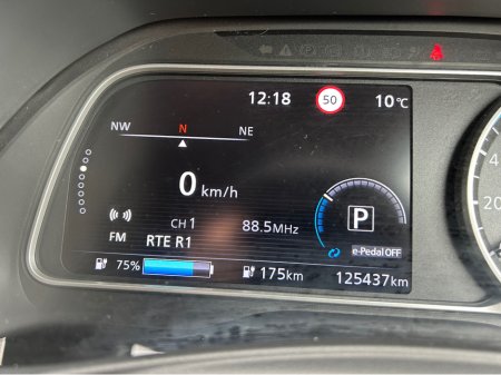 2019 Nissan Leaf - thumbnail 11