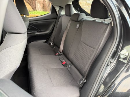 2023 Toyota Yaris 1.5 HYBRID..REAR CAMERA..APPLE CARPLAY €16,900 thumbnail