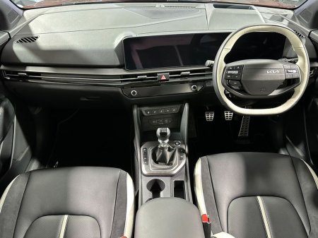 2026 Kia Sportage GT Line 1.6 Crdi €52,700 thumbnail