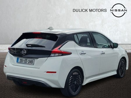 2025 Nissan Leaf - thumbnail 8