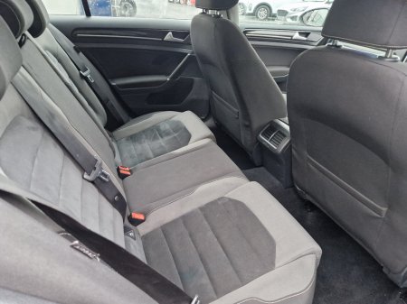 2015 Volkswagen Golf 1.4 TSI 150HP ACT HIGHLINE €11,950 thumbnail