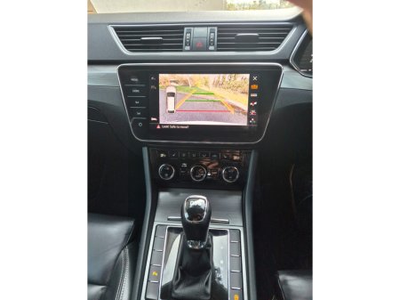 2022 Skoda Superb - thumbnail 13