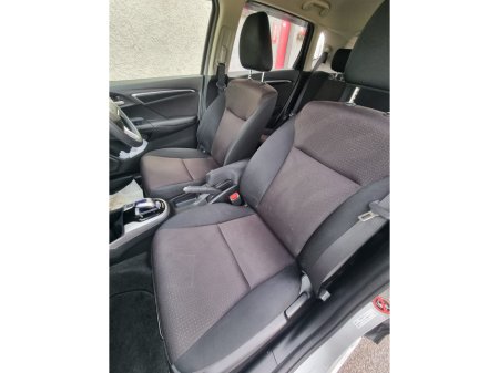 2016 Honda Fit - thumbnail 17