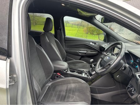 2018 Ford Kuga ST-LINE 1.5 TDCI 120PS 6SPEED FW FWD 4SPEED €15,500 thumbnail