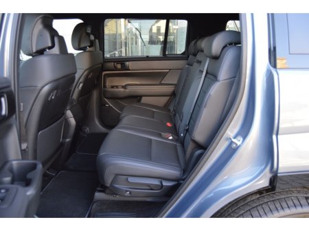 2024 Hyundai Santa Fe 1.6 PHEV 4WD Calligraphy €62,995 thumbnail