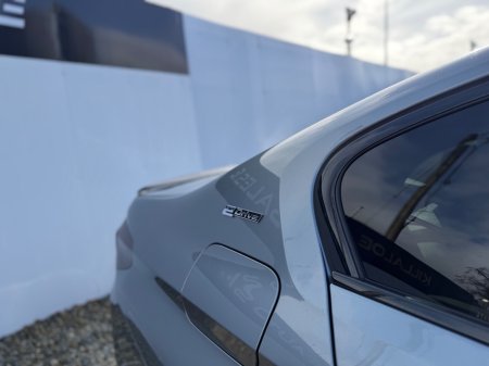 2018 BMW 5 Series - thumbnail 9