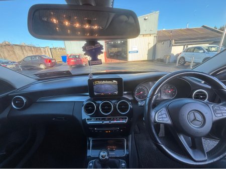 2017 Mercedes-Benz C Class C SERIES D SE 4DR €13,000 thumbnail