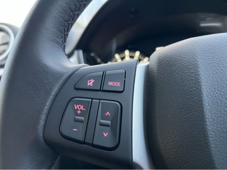 2025 Suzuki Vitara 1.4 B/JET HYBRID MOTION €29,450 thumbnail