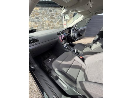 2018 Volkswagen Golf - thumbnail 12