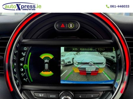 2018 MINI Cooper D 1.5 Automatic, Reversing camera €17,995