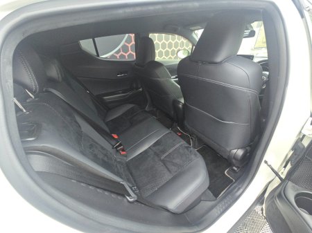 2020 Toyota C-HR - thumbnail 17