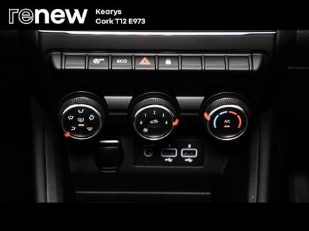 2022 Renault Clio - thumbnail 17