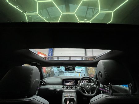 2018 Mercedes-Benz E Class 2018 MERCEDES-BENZ E350E AVANTGARDE SPORTS 2.0 AUTOMATIC / CRUISE CONTROL / 360° PARKING CAMERA / ELECTRIC MEMORY & HEATED SEATS / PADDLE SHIFTERS / PANORAMIC SUNROOF / HEATED REAR SEATS thumbnail