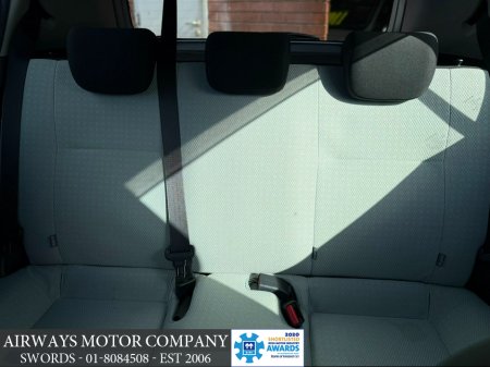 2020 Toyota Aqua - thumbnail 16