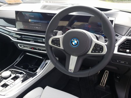 2026 BMW X5 - thumbnail 6
