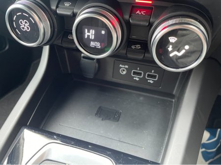 2023 Renault Arkana TCE 140 AUTO TECHNO 5DR LOW KMS AS NEW! €25,995 thumbnail