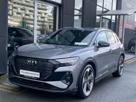 2025 Audi Q4 e-tron 45 S-Line Black Edition Quattro Auto EV €48,900 thumbnail