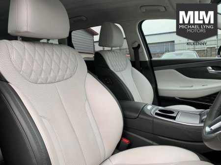 2023 Hyundai Santa Fe Phev 5DR Auto €46,995 thumbnail