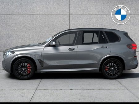 2026 BMW X5 - photo 2