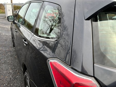 2016 Subaru Forester - thumbnail 18