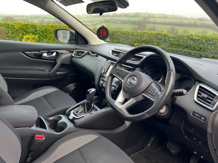 2018 Nissan Qashqai 1.2 PET SV CVT €15,950 thumbnail
