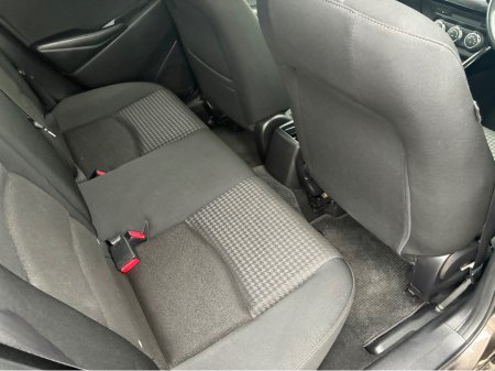 2017 Mazda Demio - thumbnail 6