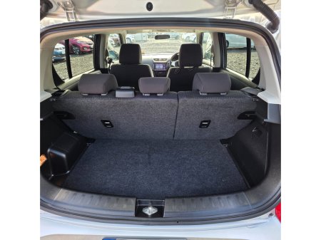 2016 Suzuki Swift - thumbnail 14