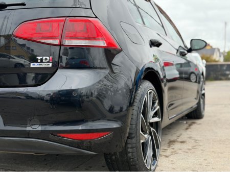 2016 Volkswagen Golf - thumbnail 8