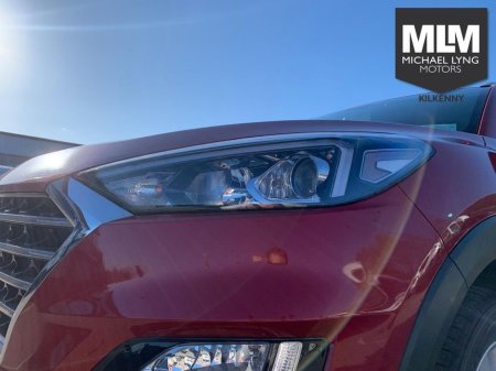 2020 Hyundai Tucson - view 4