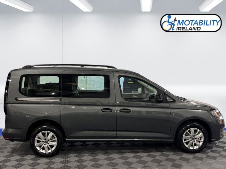 2025 Volkswagen Caddy Maxi Life Wheelchair Accessible 7 Seat Taxi €73,995
