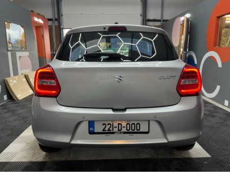 2022 Suzuki Swift - thumbnail 3