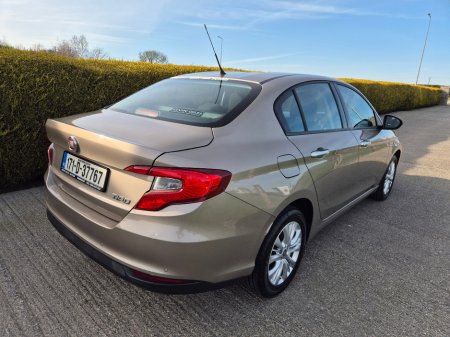 2017 Fiat Tipo - thumbnail 14