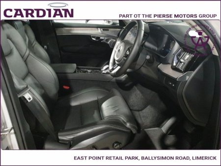 2025 Volvo XC90 - thumbnail 9