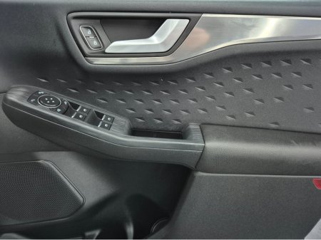 2021 Ford Kuga - thumbnail 19