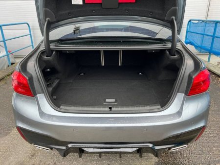 2017 BMW 5 Series - thumbnail 13