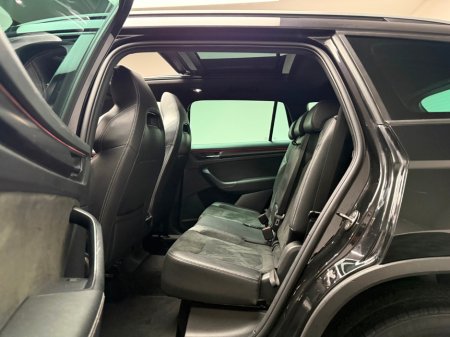 2021 Skoda Kodiaq SPORT 2.0TDI 150HP AUTO *7 SEATER* €34,990 thumbnail